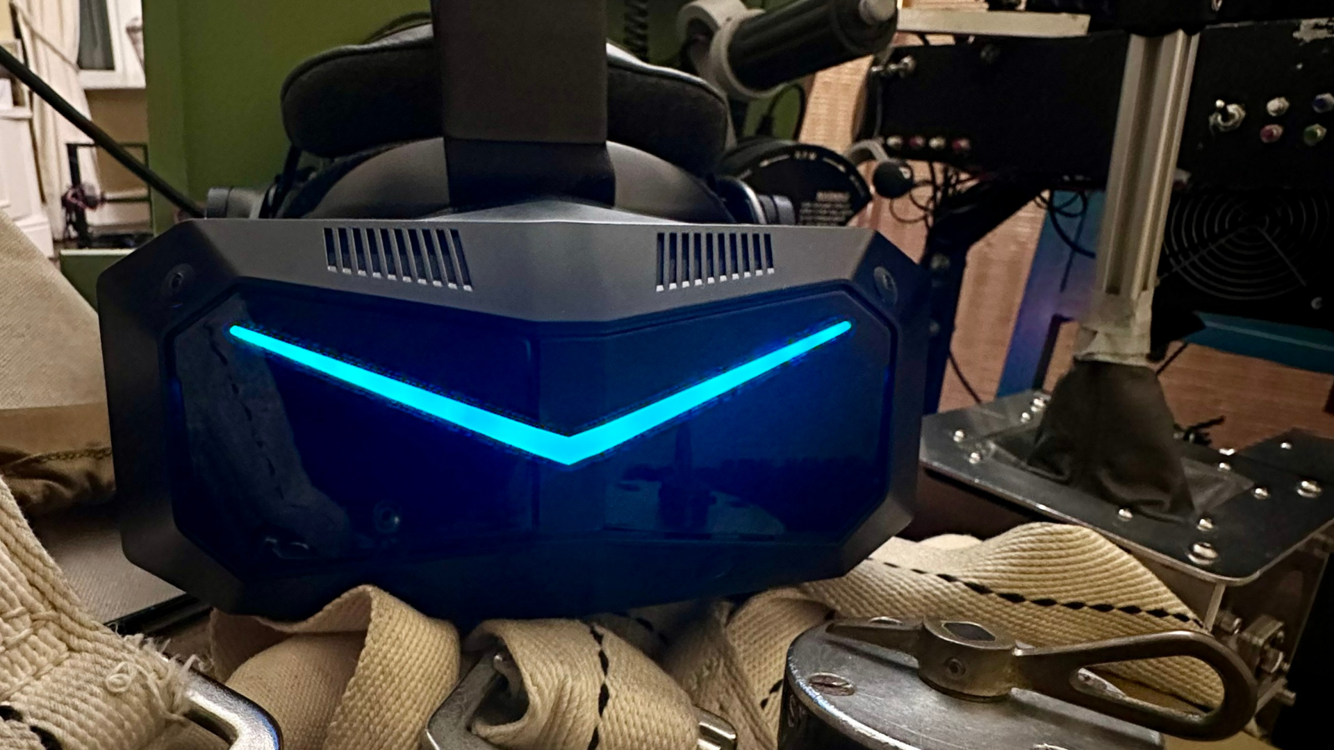 Pimax Crystal Super Ultrawide vs Micro-OLED for DCS Dogfighting + Facial Interface FOV Test